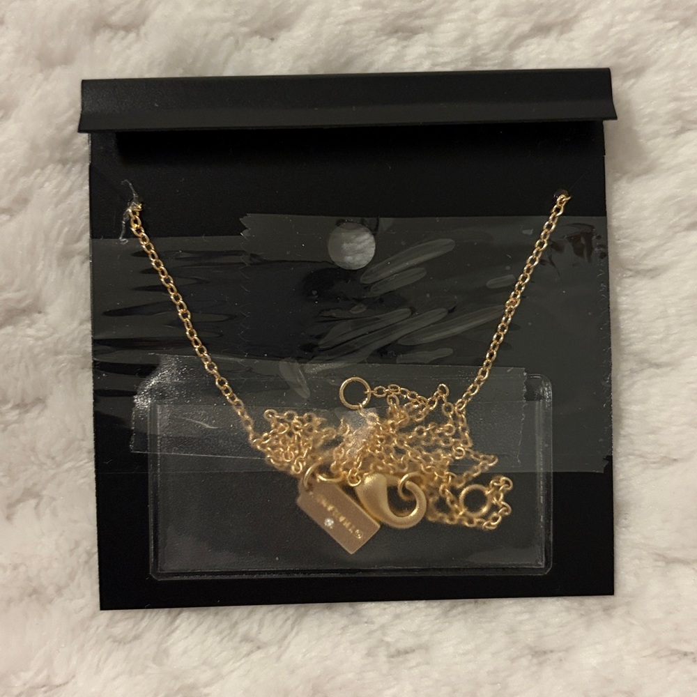 COACH Gold Heart Pendant Necklace With Logo - Picture 2 of 4